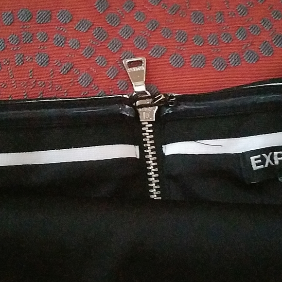 Express Dress - Picture 5 of 6